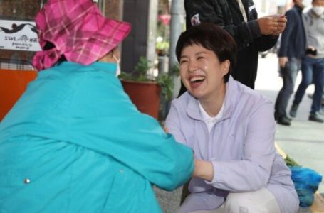 김은혜 “고등학교 2학년 담임 선생님 생각난다”