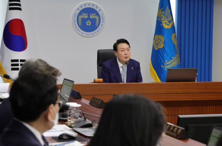 尹대통령 “인재양성 위해 규제혁파…과감한 결단 없이 비약적 성장 없어”