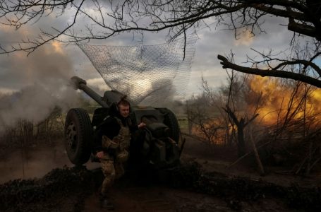 우크라이나군 "바흐무트에서 러시아 용병 철수, 이번 전쟁 전환점 맞아…최종 결정권자는 푸틴"