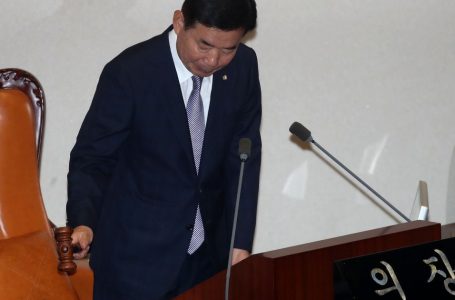 尹대통령 재의요구 간호법, 국회 재투표서 부결…법안 폐기