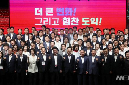 이관섭 “낮은 지지율, 언론 기울어진 운동장 탓…표 잃더라도 3대 개혁”｜동아일보