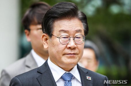 이재명 ‘대표직 유지’…法 “배제돼야 할 급박한 사정 보기 어려워”｜동아일보