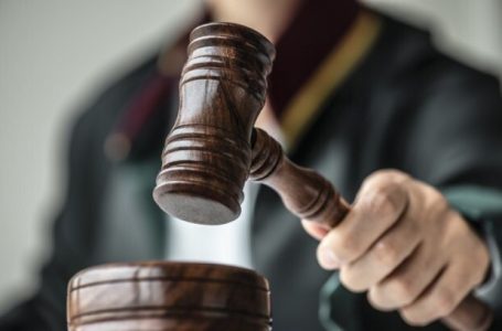 “스트레스 받아서” 집에 불 질러 아들 죽게 한 50대女 징역 8년｜동아일보