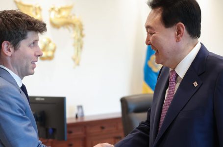 尹이 묻자 올트먼이 답했다… “AI 시대, 시스템 반도체 키우고 규제 없애라”