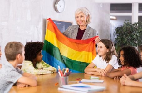 美 캘리포니아 68% “학교가 부모에게 학생의 성 정체성 변화 알려야” : 국제 : 종교신문 1위 크리스천투데이