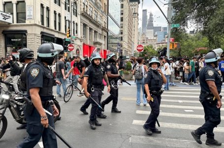 미국 인플루언서, 뉴욕시에서 폭동 선동한 혐의로 기소 