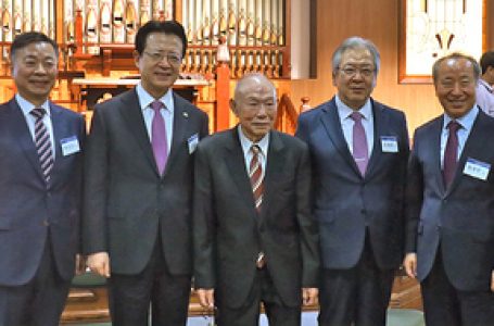 “내수동교회 증인들로 한국교회 아름답게 섬겨갑니다”