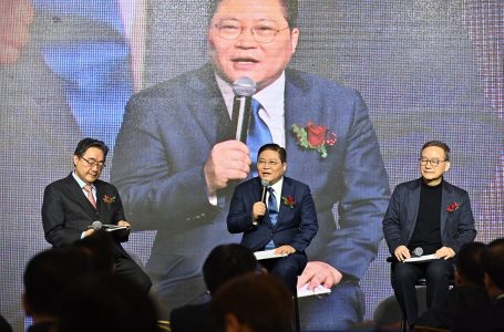 “예수께서 침묵으로 쓰신 시들, 소강석 목사가 받아 적어” : 문화 : 종교신문 1위 크리스천투데이