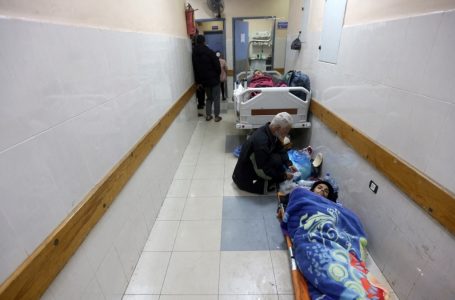 WHO “가자지구 나세르 병원 남겨진 환자∙의료진 안전 우려”