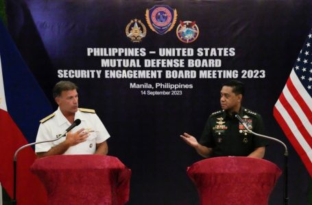 미 인도태평양사령관 필리핀 방문…”해양안보∙연합훈련 등 논의”