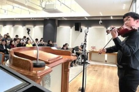 장애 딛고 총신 졸업하는 오영근 학생 < 교단 < 기사본문