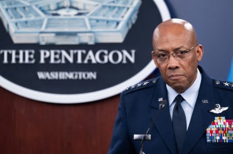 트럼프, 브라운 합참의장 해임…신임 지명