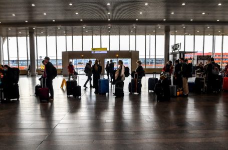 러, 일본 외무상 등 9명 ‘무기 입국 금지’