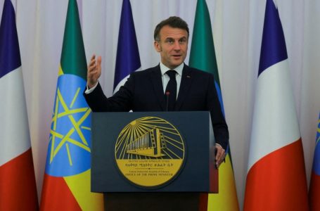 프랑스 “우크라전 한달 휴전 제안”… 영국 “합의 안돼”