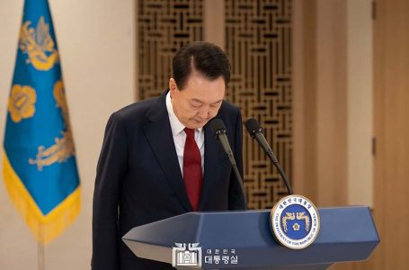 尹 “기대 부응 못해 죄송… 나라와 국민 위해 늘 기도할 것” : 사회 : 종교신문 1위 크리스천투데이